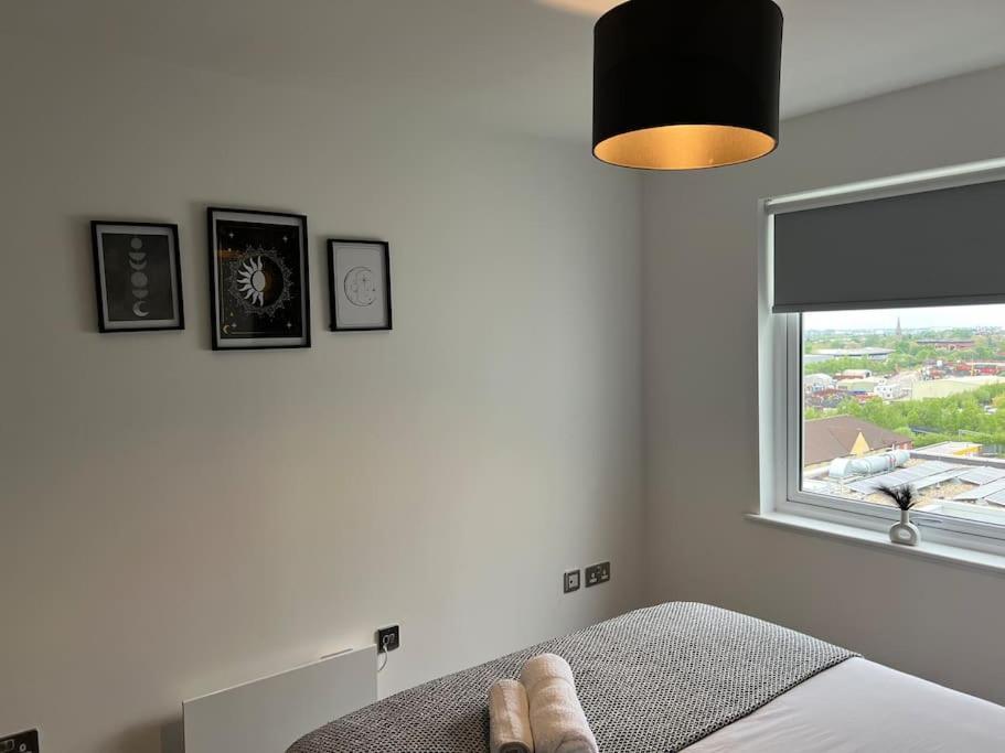 Prime Suite 2 Bedroom Apartment With Rooftop Terrace Manchester Esterno foto