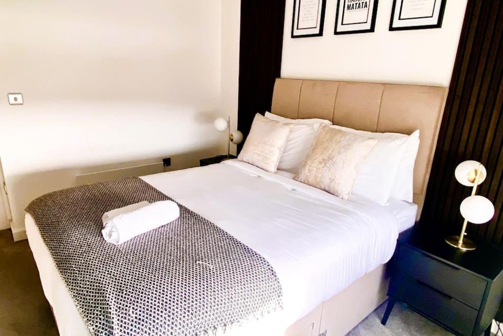 Prime Suite 2 Bedroom Apartment With Rooftop Terrace Manchester Esterno foto